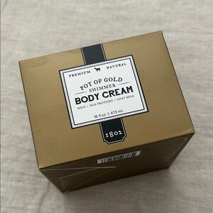Beekman 1802 Pot of Gold Shimmer Body Cream